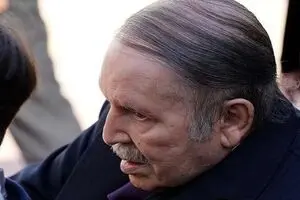 رئیس ستاد مشترک ارتش الجزایر خواستار کناره‌گیری بوتفلیقه شد