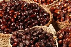 قیمت خرما ۳ برابر نرخ واقعی است/ قیمت هر کیلو خرما ۳۰ هزار تومان