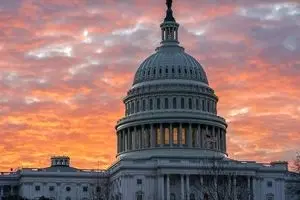 مخالفت نمایندگان آمریکایی با تصمیم پنتاگون