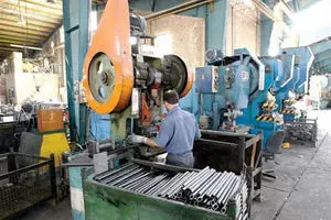 رونق تولید در کشور در گرو اصلاح ساختاری اقتصاد است