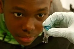 دانشمندان علم ژنتیک به دنبال درمان سرطان با استفاده از هوش مصنوعی