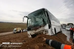 خستگی و خواب‌آلودگی راننده MVM یک کشته و سه مجروح بر جا گذاشت