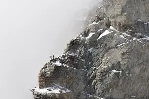 امروز و فردا کوهنوردی نکنید