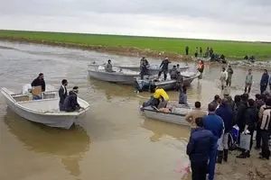 ساخت ۱۷ پل‌ خاکی برای پایان محاصره سیل در گمیشان گلستان + تصاویر