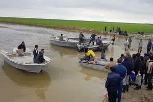ساخت ۱۷ پل‌ خاکی برای پایان محاصره سیل در گمیشان گلستان + تصاویر