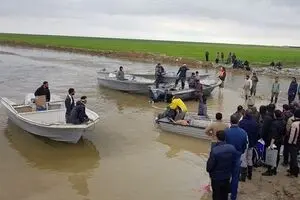 ساخت ۱۷ پل‌ خاکی برای پایان محاصره سیل در گمیشان گلستان + تصاویر