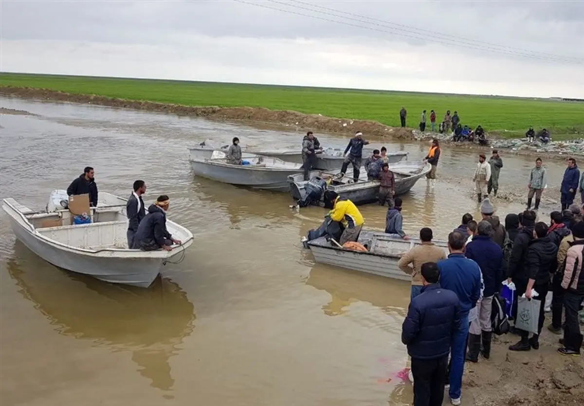 ساخت ۱۷ پل‌ خاکی برای پایان محاصره سیل در گمیشان گلستان + تصاویر