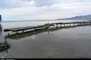 آب دریاچه ارومیه ۳۱ سانتی متر بالا آمد