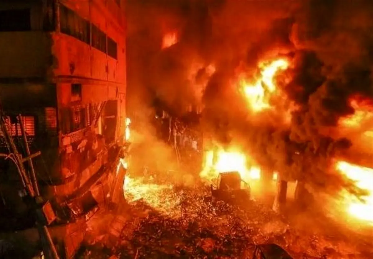 آتش سوزی مهیب در پایتخت بنگلادش