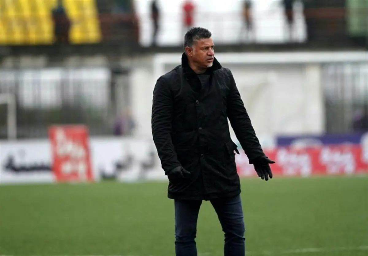 اعتراض علی دایی به نماینده فدراسیون فوتبال پس از بازی با نساجی