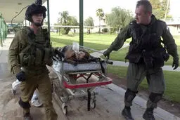 زخمی شدن نظامی صهیونیست در عملیات مقاومتی در قدس اشغالی