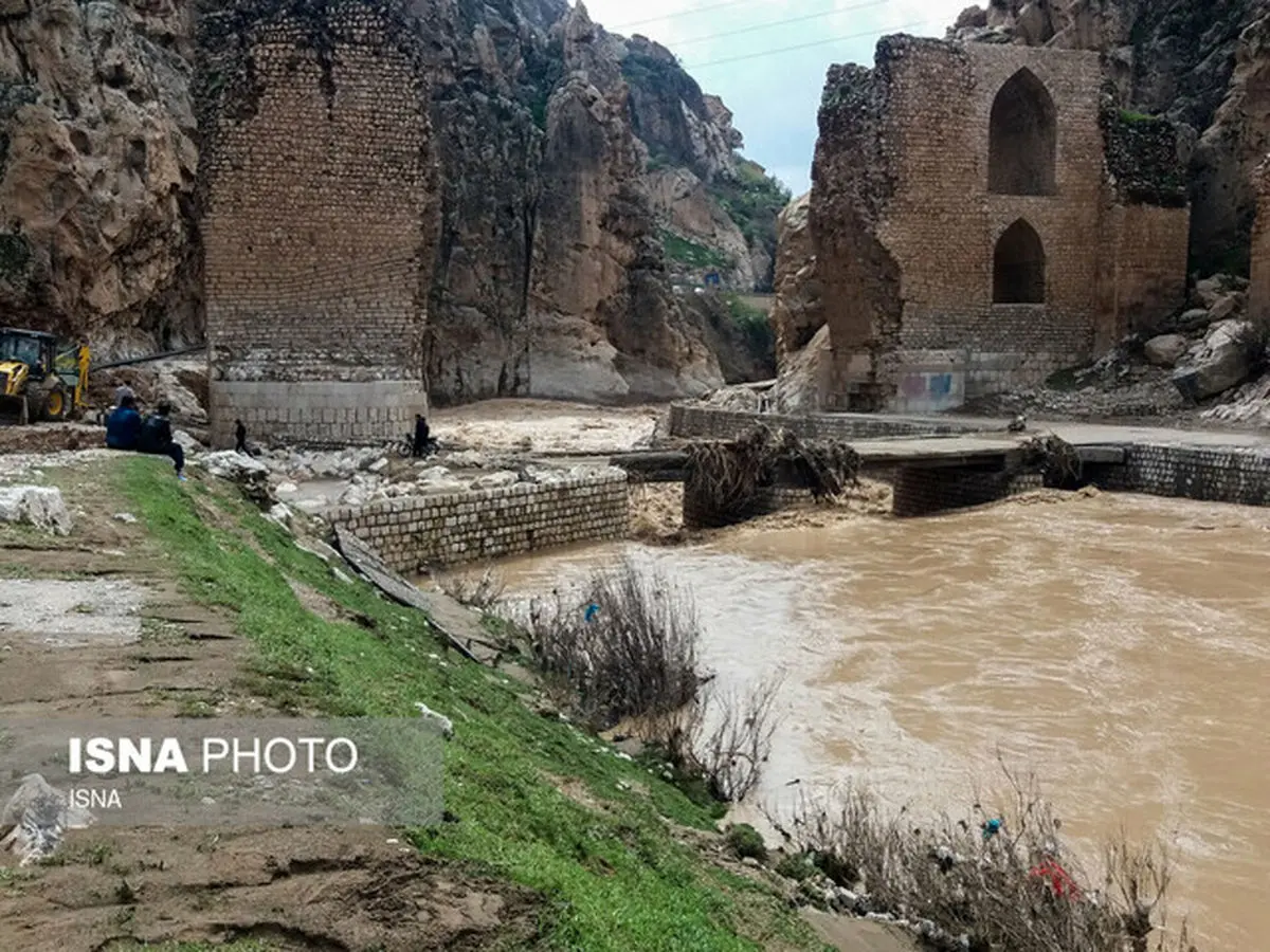 جزییات وام‌های ارزان قیمت و بلاعوض دولت به سیل‌زدگان لرستان