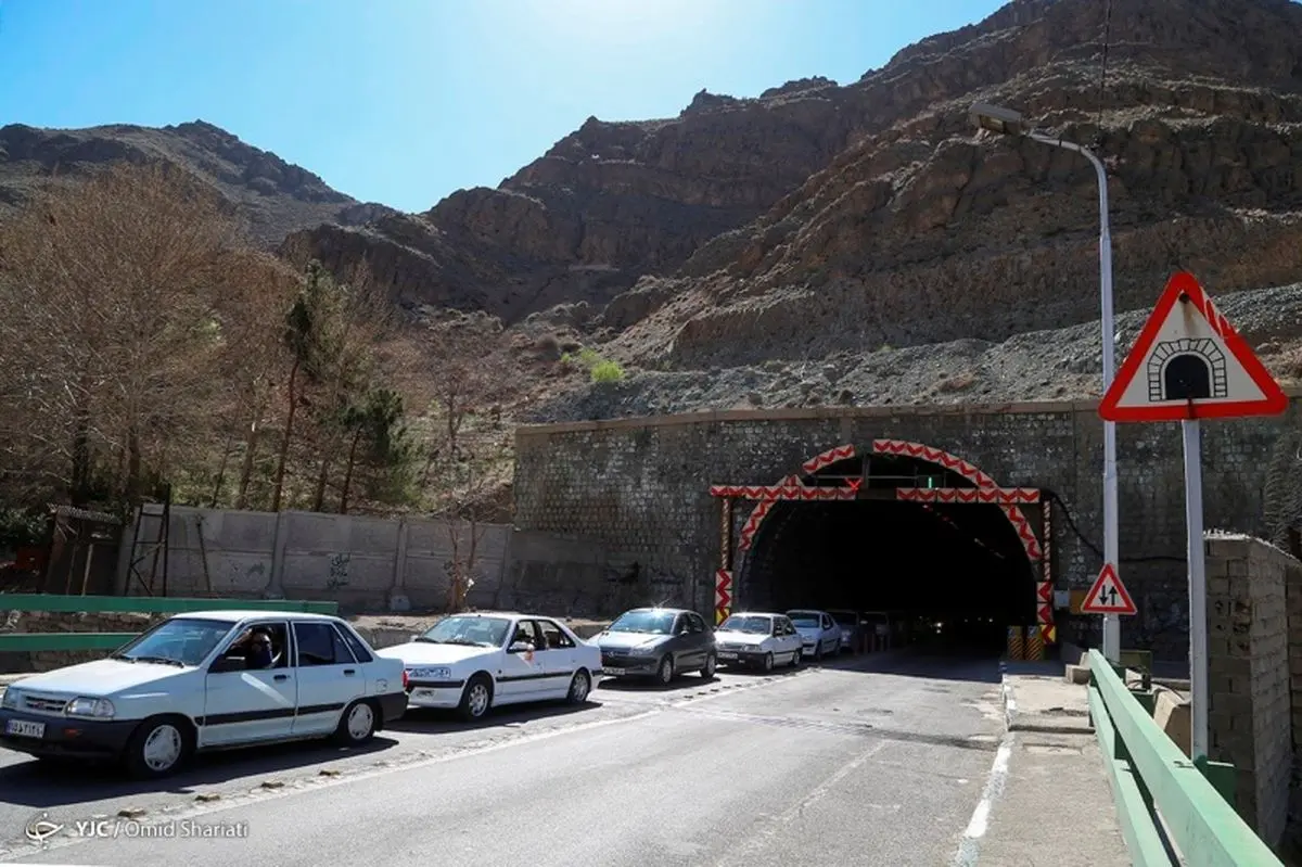 ترافیک در برخی محدوده های محور کرج - چالوس نیمه سنگین است