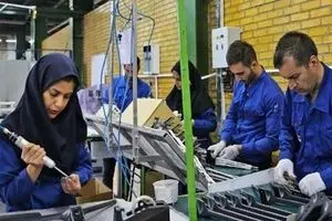 ۸۰ درصد کارگاه‌های صنعتی کشور زیر ۵۰ نفر کارکن دارند