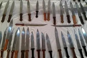 موبایل افسران پلیس به ردیاب سلاح سرد تبدیل می شود