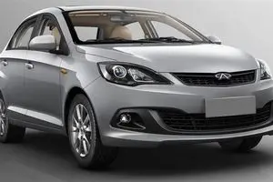 بررسی خودرو ام وی ام ۳۱۵ صندوق دار