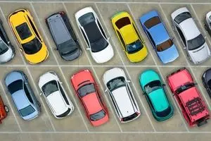 پولی شدن معابر منطقه ۲ تهران برای پارک خودروها + جزییات و اسامی خیابان‌ها