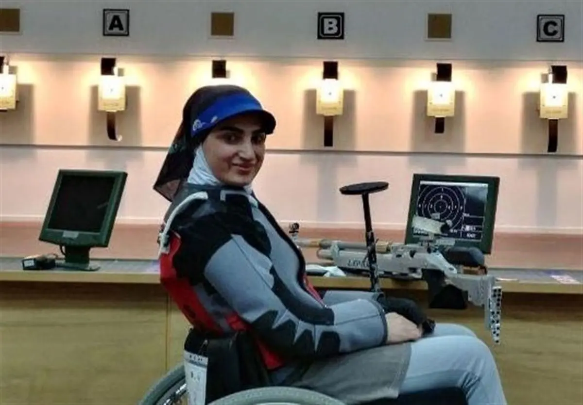 ملی پوش پاراتیراندازی مدال خود را به هم وطنان سیل زده اهدا کرد