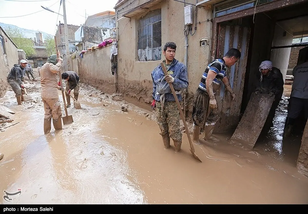 تشکر بطحایی از دانش‌آموزان جهادی برای پاکسازی ۴۰ مدرسه