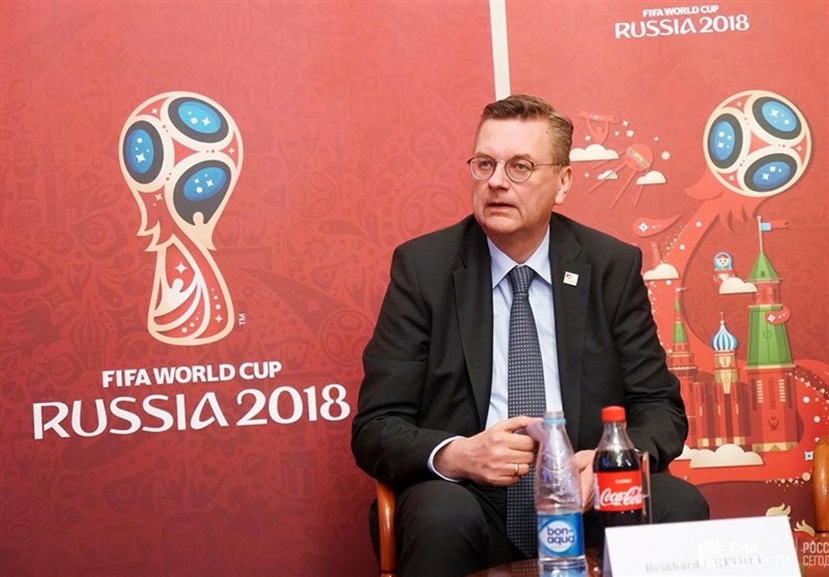 فوتبال جهان| کناره‌گیری رسمی رینهارد گریندل از پست‌های کلیدی خود در یوفا و فیفا