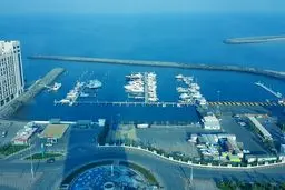 به بهانه انتشار خبر انفجار در الفجیره امارات/ چرا الفجیره اهمیت دارد؟ آیا تنگه هرمز ارزش راهبردی خود را از دست خواهد داد؟