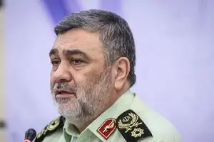 نیروی انتظامی  موافق ۱۰ ساله شدن گذرنامه‌ها است