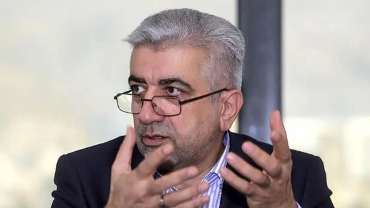 مصرف گرایی چالش فرهنگی ماست نه عامل تحریم ها