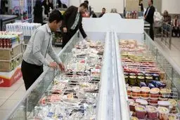 احتمال تداوم ارز دولتی تا پایان جنگ اقتصادی