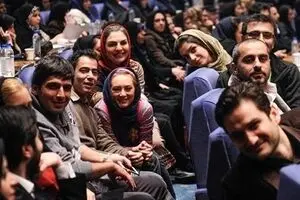 سلبریتی‌ها دیگر از مردم نیستند
