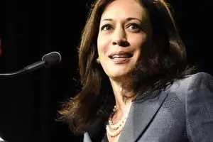 سناتور آمریکائی: ترامپ طبع غارتگرانه دارد