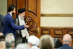 استقلال و آزادی: آواز انقلاب اسلامی