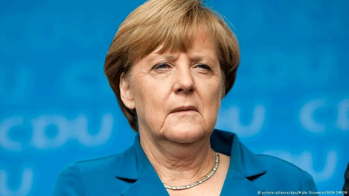 مرکل باز نشست