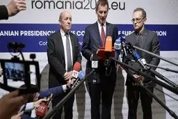 نگرانی تروئیکای اروپائی از به خطر افتان برجام