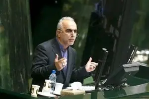 عدم رعایت قوانین در واگذاری سهام شرکت‌های دولتی