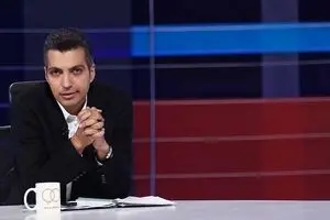 چند سوال درباره درآمدهای برنامه ۹۰ و عادل فردسی پور
