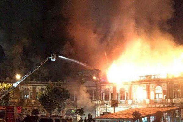 چرا میدان حسن‌آباد در آتش سوخت؟