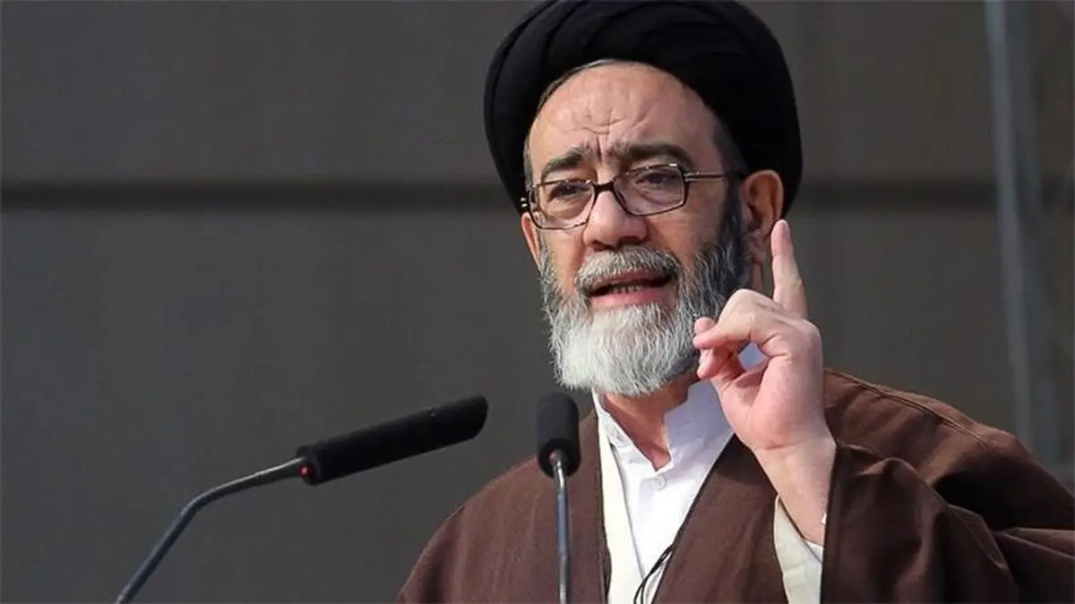 ائمه جمعه باید مراقب فریب صاحبان زر و زور و قدرت باشند