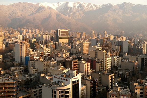 قیمت بیش از ۴۵ درصد خانه‌های معامله شده تهران در خردادماه بالای یک میلیارد تومان است