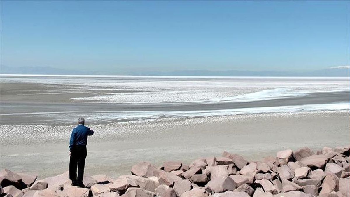آخرین وضعیت انتقال آب از وان به دریاچه ارومیه