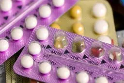 هیچ نوع قرص ضد بارداری نداریم که بدون عارضه باشد