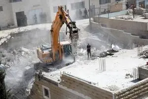 صبح تلخ فلسطینیان پای دیوار حایل