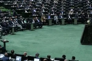 مجلس؛ مومی در دستان دولت