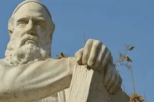 منبع درآمد شاعران بزرگ از کجا بود؟