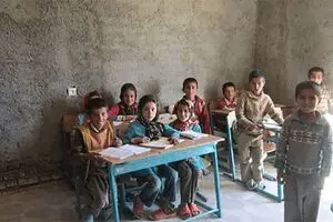 حذف مدارس خشتی و گلی تا مهر امسال