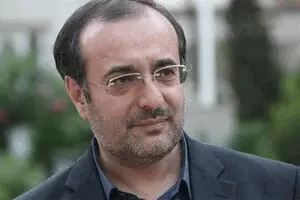 در زمان تحریم استراتژی دولت باید مبتنی بر وفور باشد نه قیمت کالا