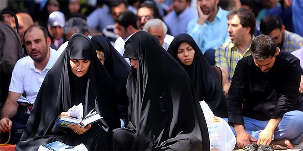 برگزاری مراسم دعای عرفه در کنار پیکر مطهر شهدا