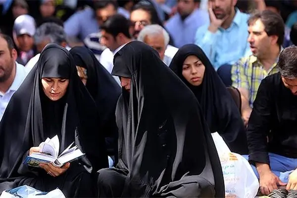 برگزاری مراسم دعای عرفه در کنار پیکر مطهر شهدا