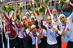 سهم زنان از ورزش بوقچی بودن نیست؛ قهرمانیست!