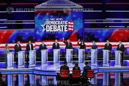 بایدن و واران؛‌ پیشتازان نظرسنجی دموکرات‌ها