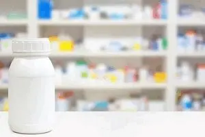 دردسرهای بازار دارو در ناصرخسرو